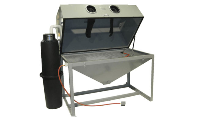cyclone-ft6035-abrasive-bead-blasting-cabinet-closed-open