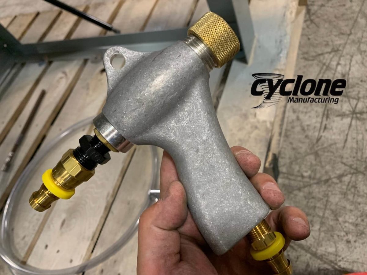 Sandblaster Gun What is it? How it is used? Cyclone Manufacturing